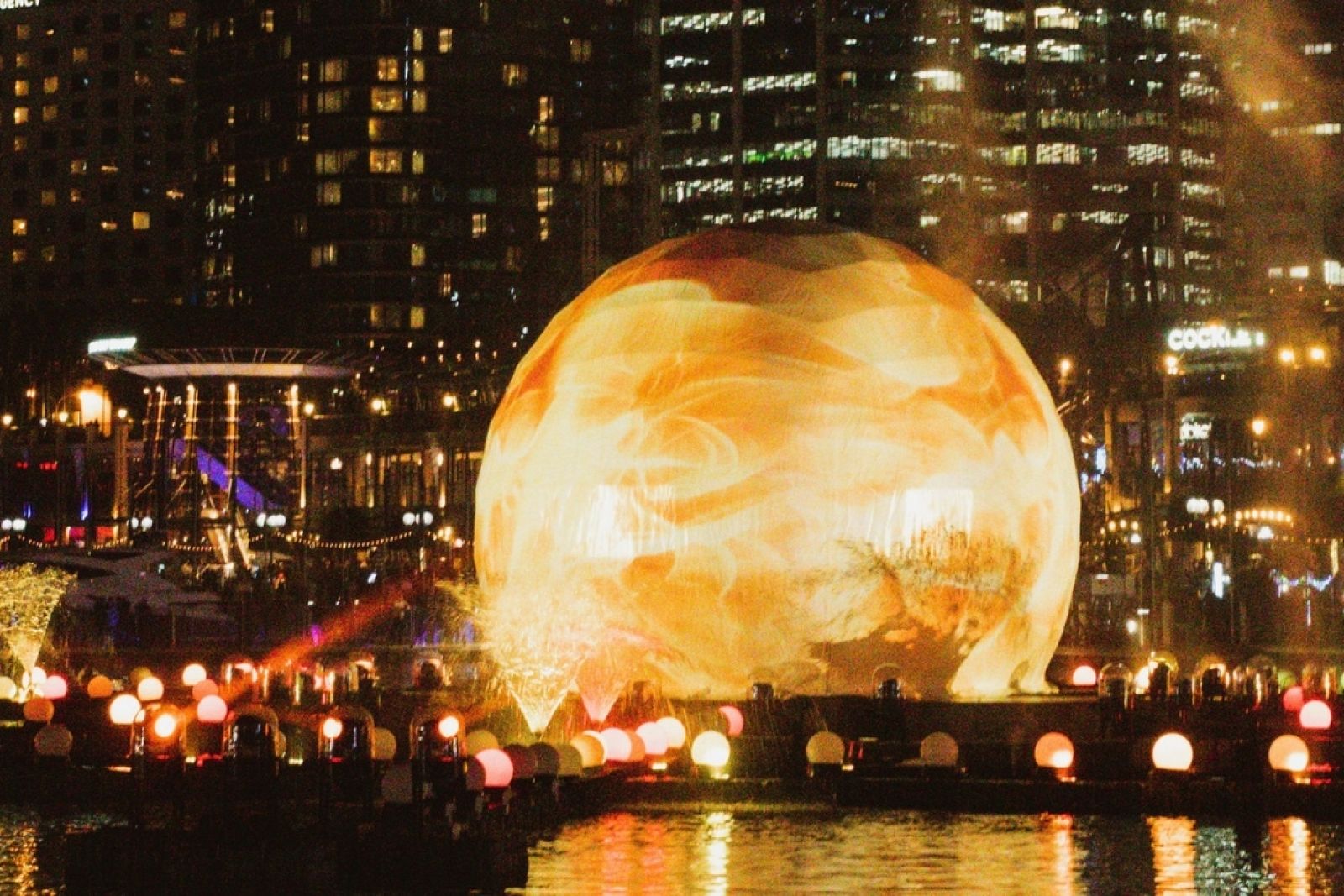 Our guide to the best VIVID Sydney experiences in 2023.