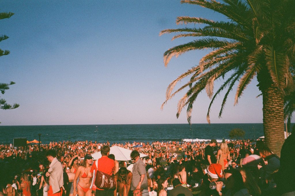 To make the most of your Christmas Day in Sydney, Australia as a backpacker traveller, then check out Amber's top tips.