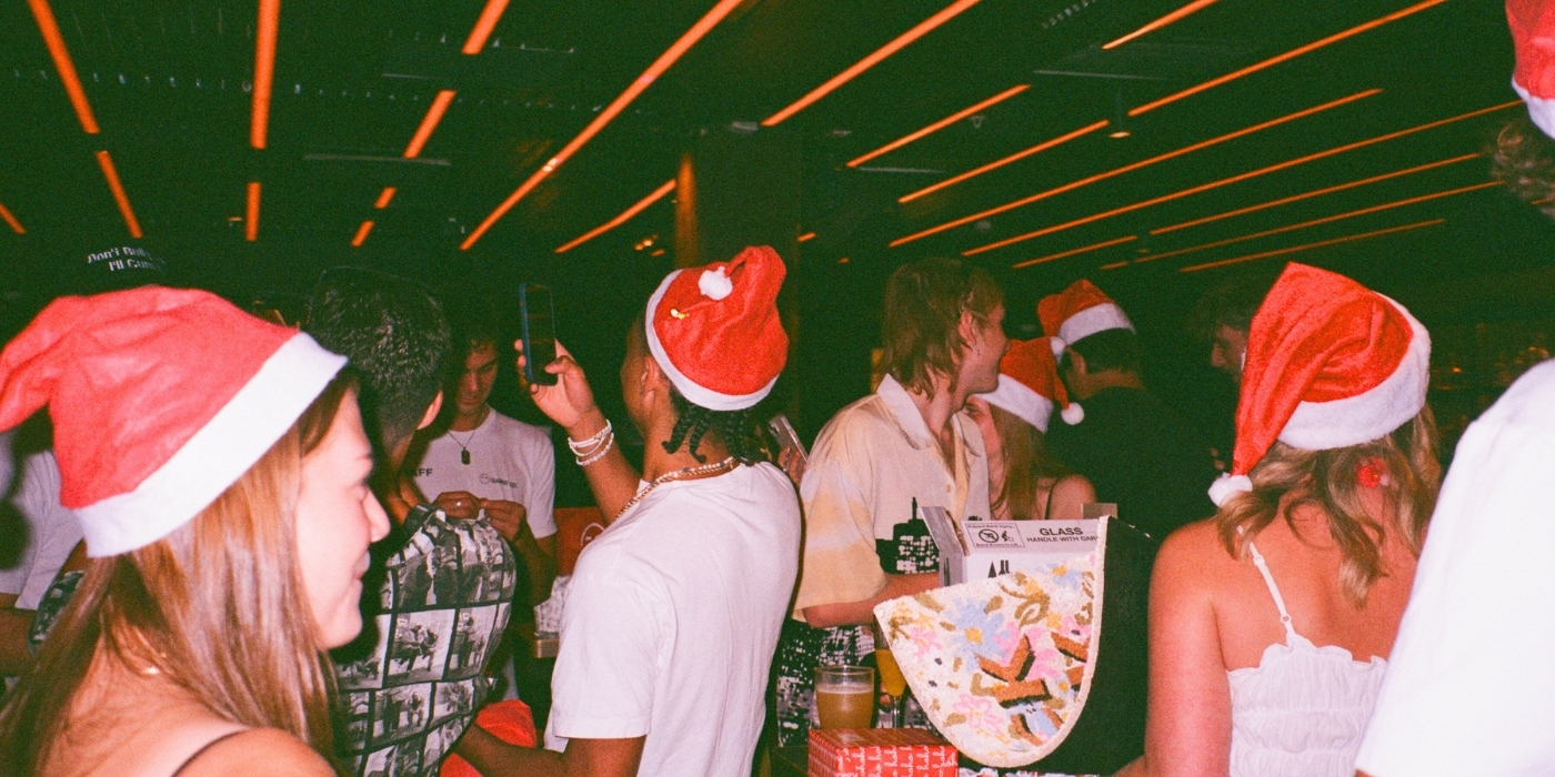 Amber Jesson shares her backpacker's guide to an Aussie Christmas, reliving her experiences as a UK traveller in Sydney, including what to do, where to go, and tips for making the most of Christmas Day.