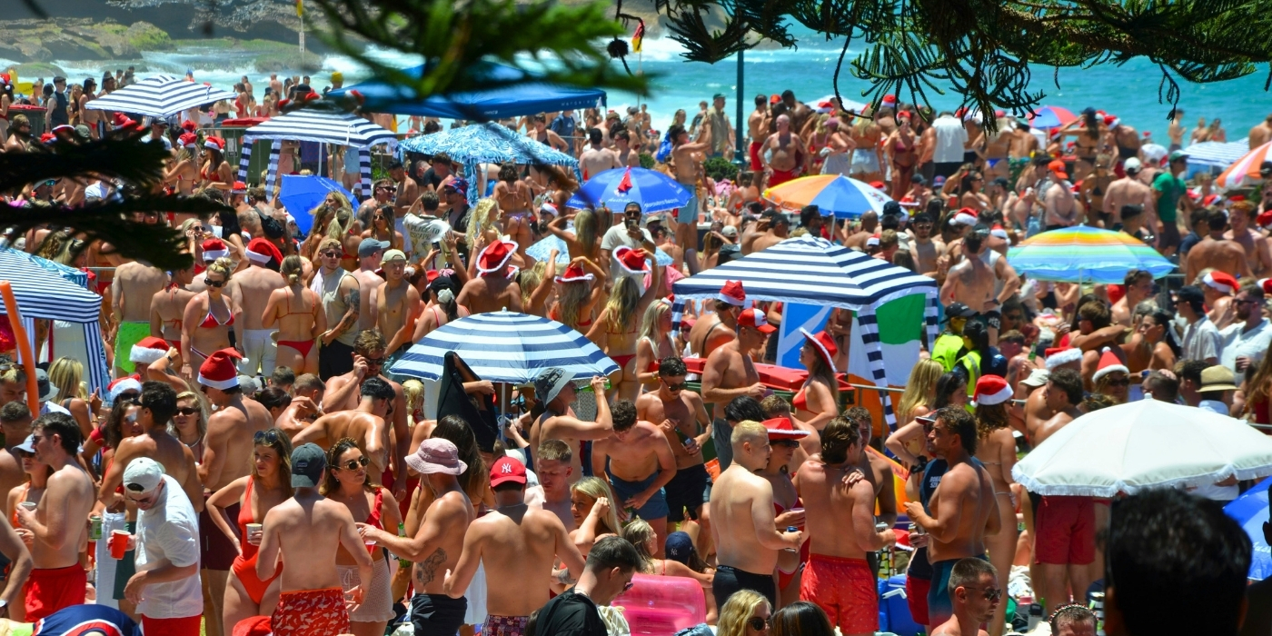 Amber Jesson shares her backpacker's guide to an Aussie Christmas, reliving her experiences as a UK traveller in Sydney, including what to do, where to go, and tips for making the most of Christmas Day.