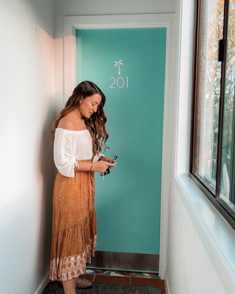 A mid-week stay in Byron Bay at Wake Up! Hostels. Caity Clarkson shares the details of her trip itinerary, and her must-do favourite things!