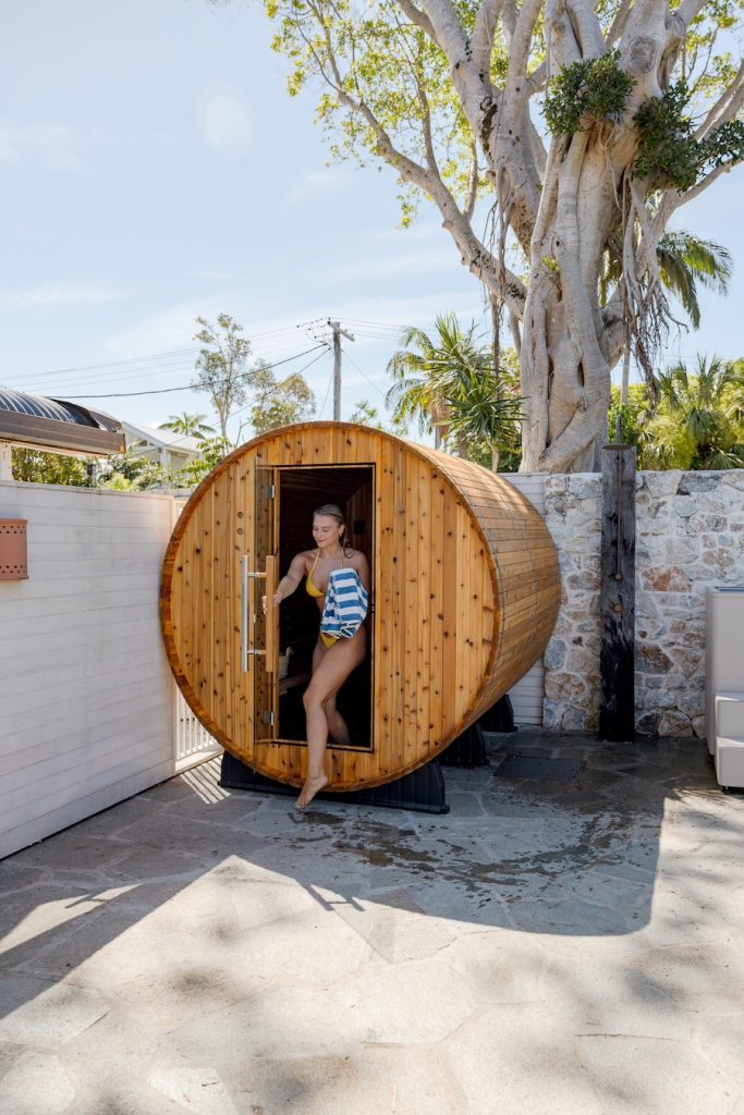 Wake Up! Byron Bay is one of the best hostel accommodation options in Byron Bay. Access to the swimming pool, ice bath, sauna and daily yoga classes are all included complimentary for all guests.